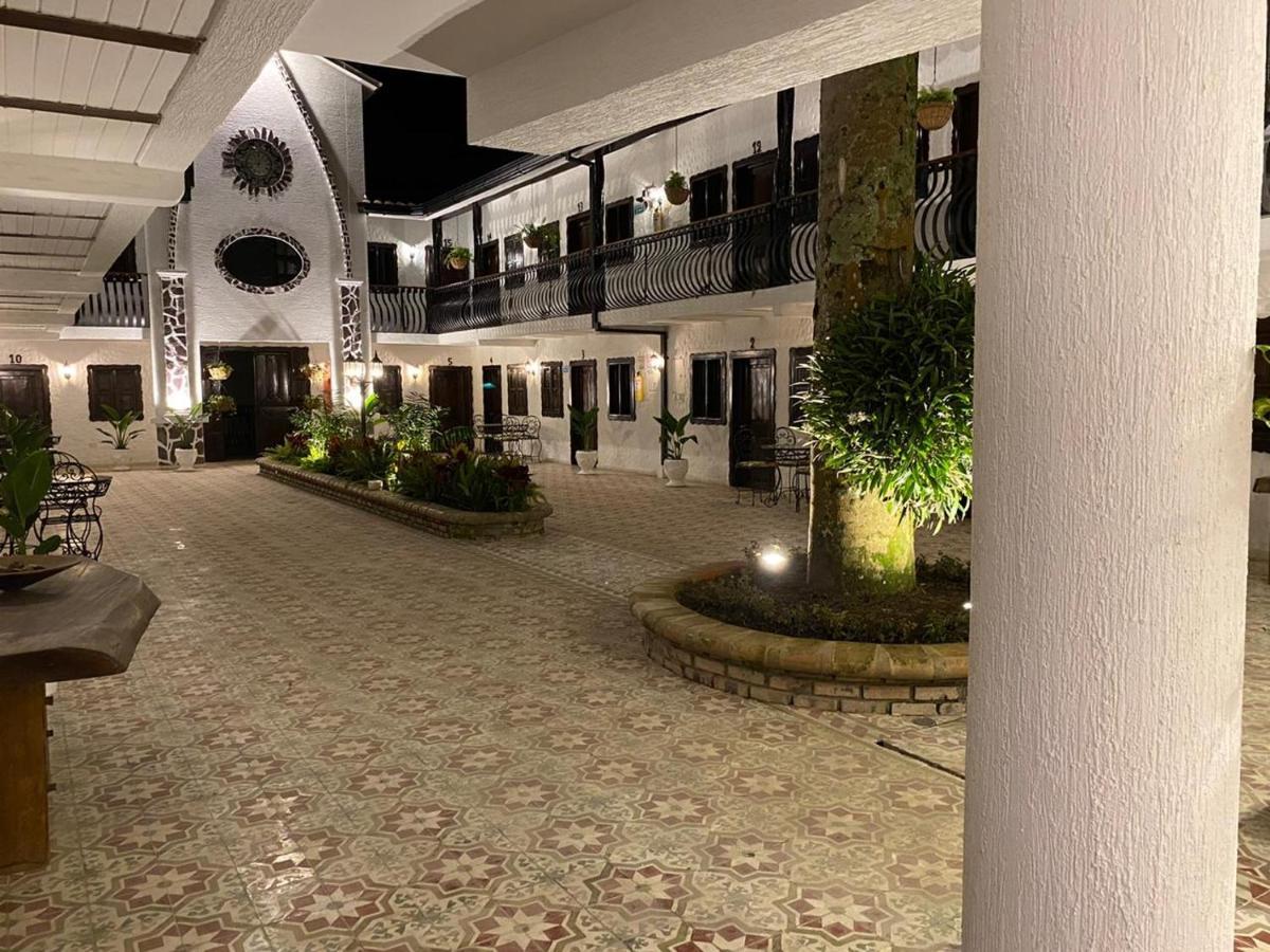 Casa Orquideas Hotel *